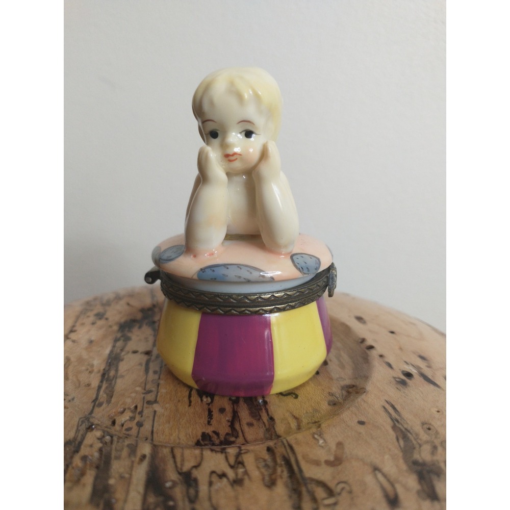 Vintage Porcelain Angel Trinket Box Ring Holder Pill Box Yellow Purple Decor